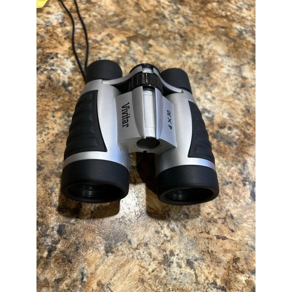 Vivitar 4 X 30 Coated Compact Binoculars With Strap & Storage Pouch VTG